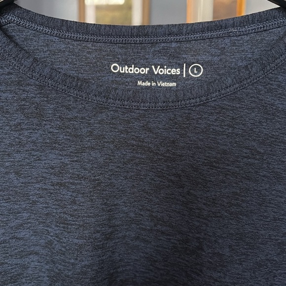 Outdoor Voices cloudknit tee size Large - Picture 2 of 2